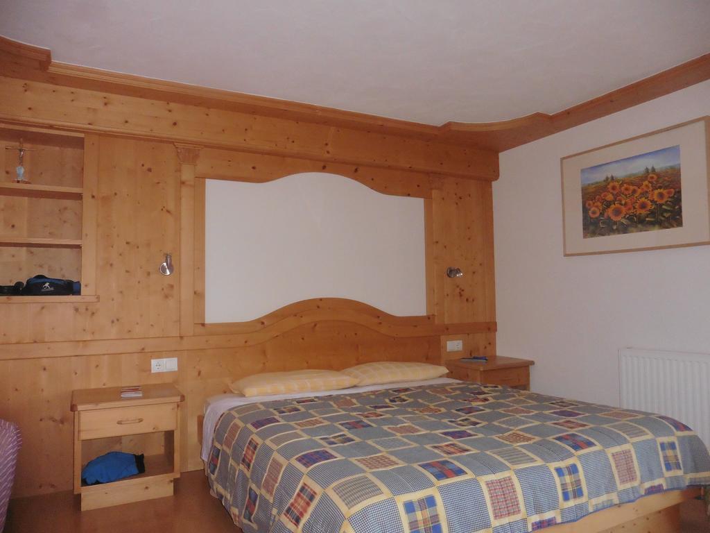 Chalet Frapes San Martino in Badia Cameră foto